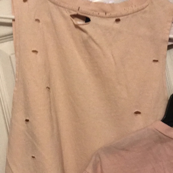 2 Forever 21 Cropped Shirts NEW YORK & Joshua Tree - Picture 7 of 7